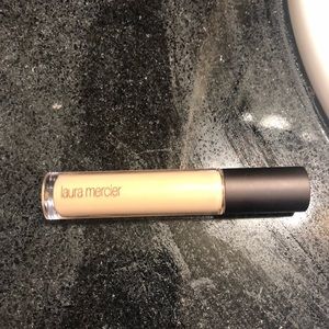 Laura Mercier Long wear concealer